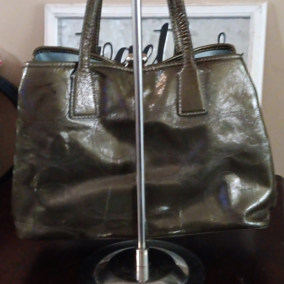 COACH VINTAGE DARK OLIVE PATENT LEATHER SHOULDERBAG - Picture 5 of 15